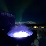 Hoda - Luxury With Jacuzzi And Sauna