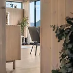 Дом отдыха Hoda - Luxury With Jacuzzi And Sauna *