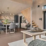 Hoda - Luxury With Jacuzzi And Sauna *