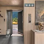 Hoda - Luxury With Jacuzzi And Sauna