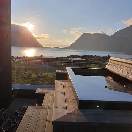 Hoda - Luxury With Jacuzzi And Sauna Ferienhaus Lyngværet