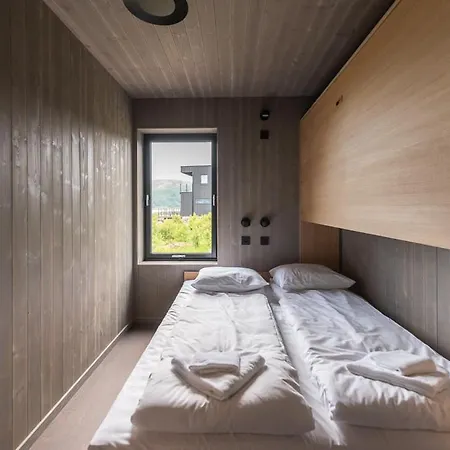 Hoda - Luxury With Jacuzzi And Sauna Feriehus Lyngværet