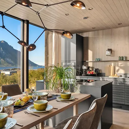 Ferienhaus Hoda - Luxury With Jacuzzi And Sauna Lyngværet