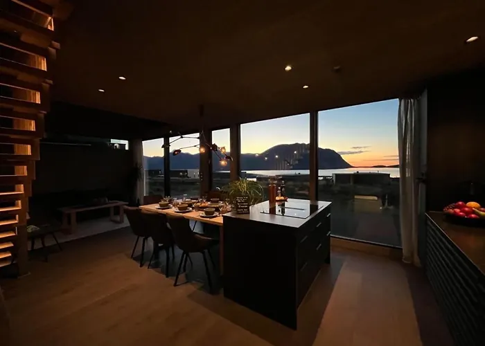 Hoda - Luxury With Jacuzzi And Sauna * Lyngværet