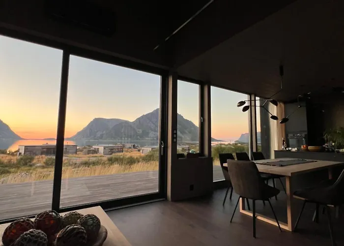 Hoda - Luxury With Jacuzzi And Sauna Prázdninový dům Lyngværet