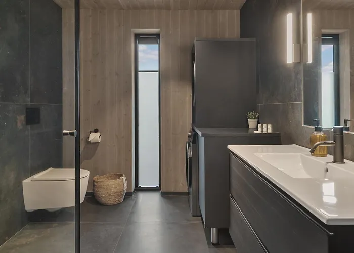 Hoda - Luxury With Jacuzzi And Sauna * Lyngværet