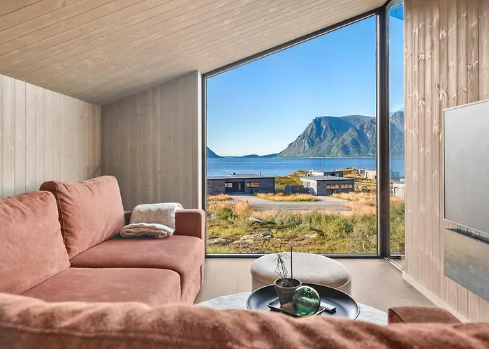 Vakantiehuis Hoda - Luxury With Jacuzzi And Sauna Lyngværet