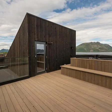 Hoda - Luxury With Jacuzzi And Sauna * Lyngværet