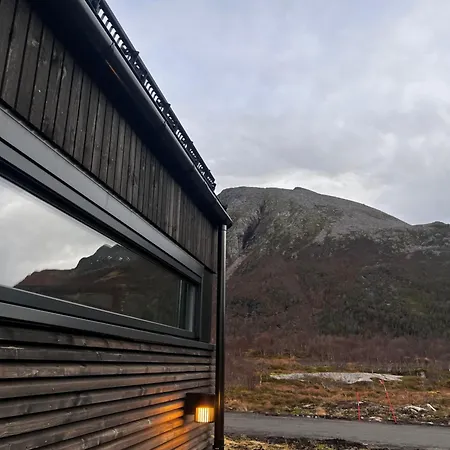 Hoda - Luxury With Jacuzzi And Sauna Feriehus *