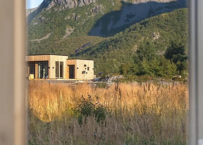 Hoda - Luxury With Jacuzzi And Sauna בית נופש Lyngværet