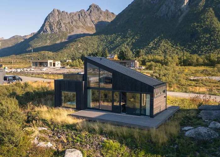 Hoda - Luxury With Jacuzzi And Sauna בית נופש Lyngværet